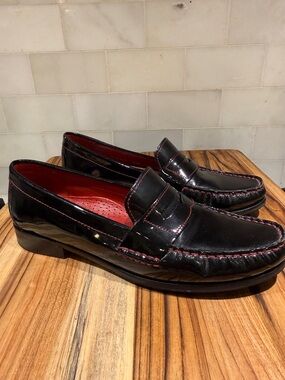 Cole Haan Black Patent Leather Loafers with Red Interior